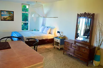 מונטגו ביי Moonlight Beach Studio דירה