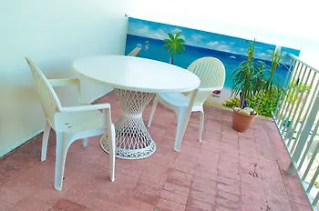 מונטגו ביי Moonlight Beach Studio דירה